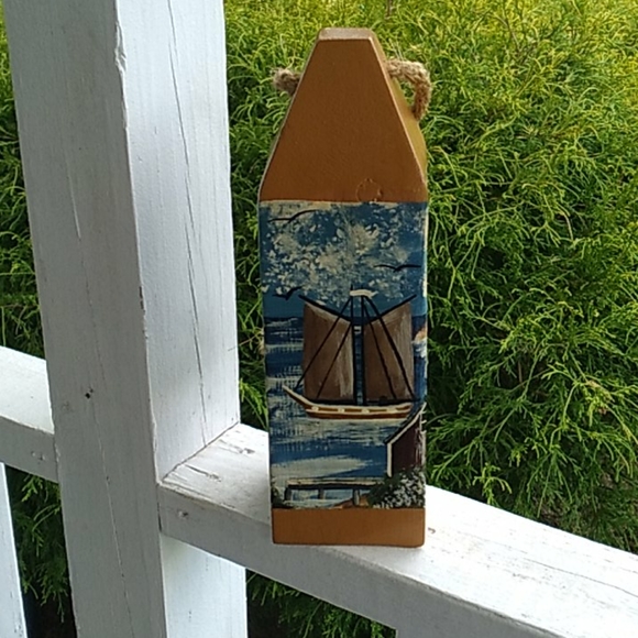 VINTAGE ARTIST MADE COASTAL SHIPS LIGHTHOUSES WOODEN 3D BOUY - Picture 2 of 8